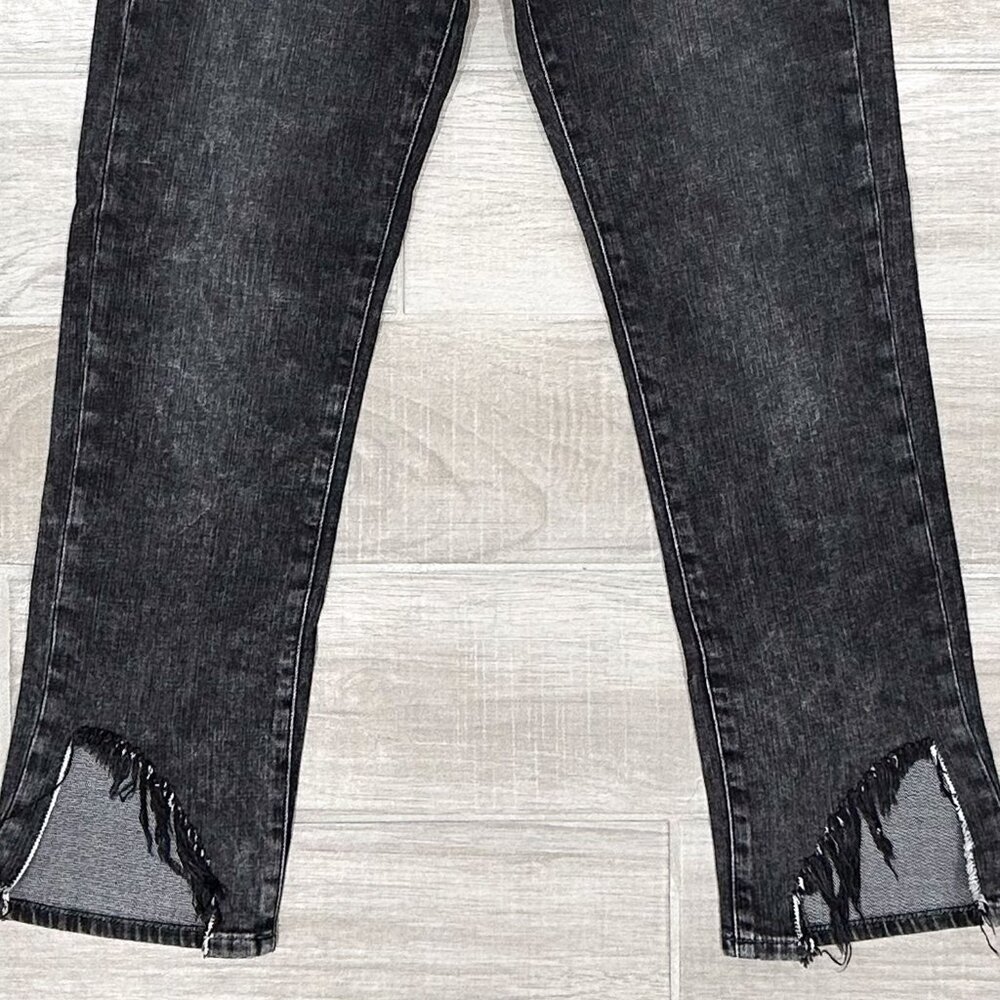 Frame Le High Straight Split Hem Frayed Jeans in Silver Strike Acid Wash Denim - Picture 8 of 16